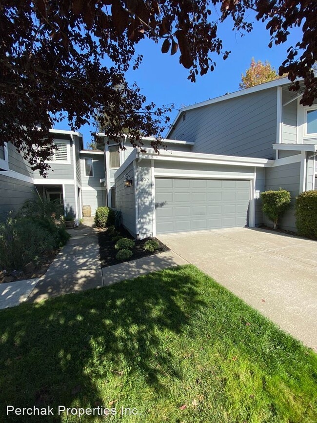 Building Photo - 2 br, 2.5 bath House - 492 Via Royal