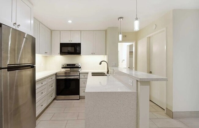 Foto del edificio - 4600 Lamont St