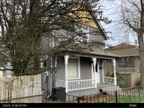 Building Photo - 505 Lakeway Dr