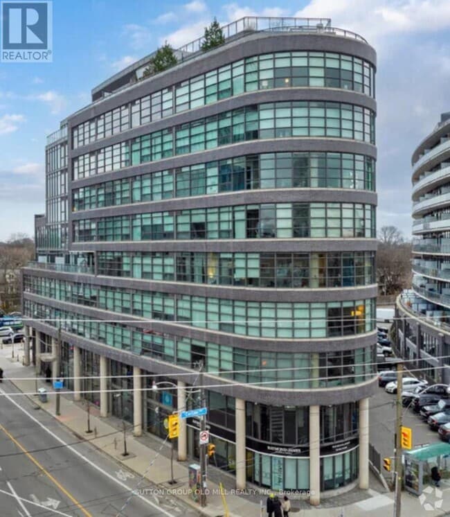 Building Photo - 1201-1201 Dundas St E