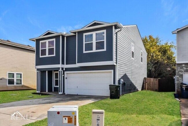 Building Photo - 132 Lockport Dr