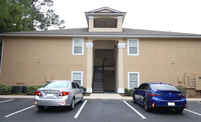 Building Photo - 6099 Maggies Cir