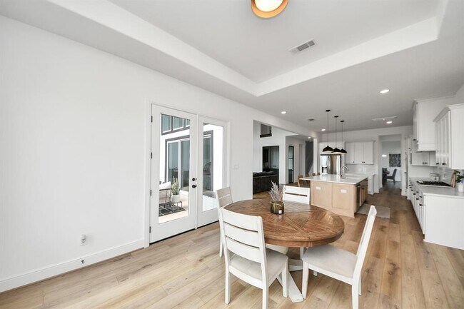 Foto del edificio - 4914 Olive Province Ln