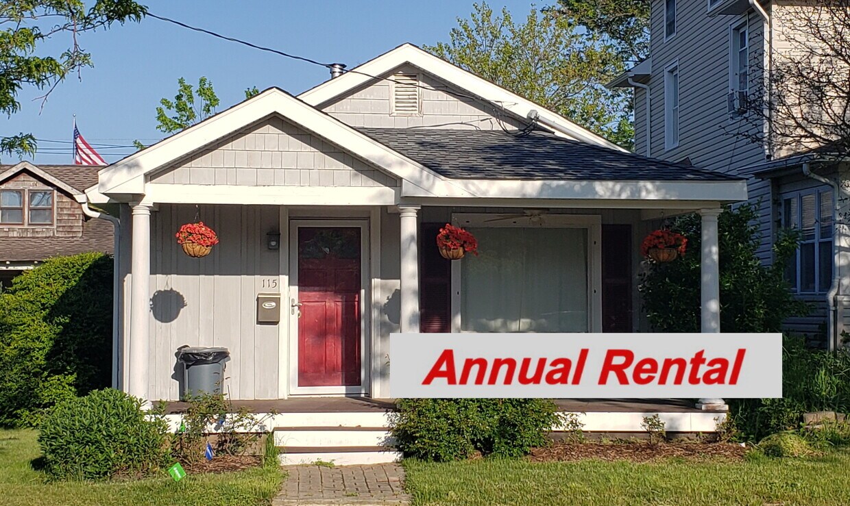 Primary Photo - 115 Main St