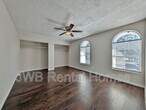 Foto principal - 851 Bert Rd