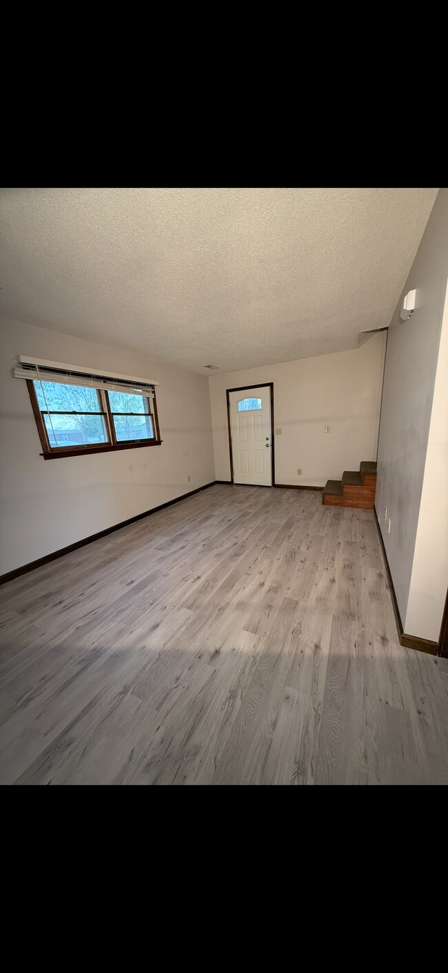 Foto del edificio - 14102 Southwind Dr