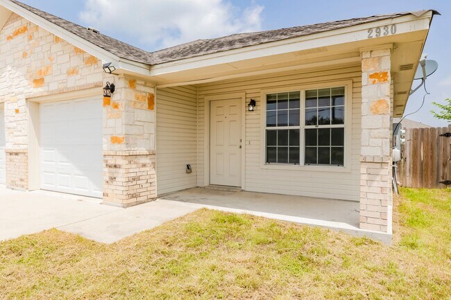 Foto del edificio - 2930 Saulsbury Dr
