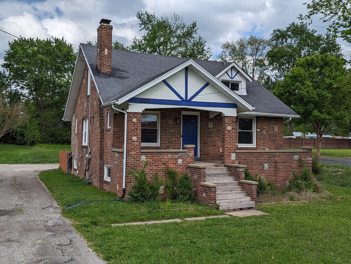 Primary Photo - 6009 Bardstown Rd
