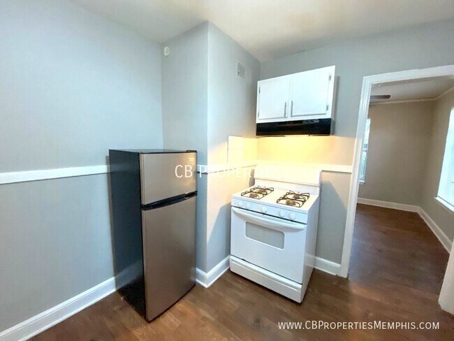 Foto del edificio - 1032 N Evergreen St