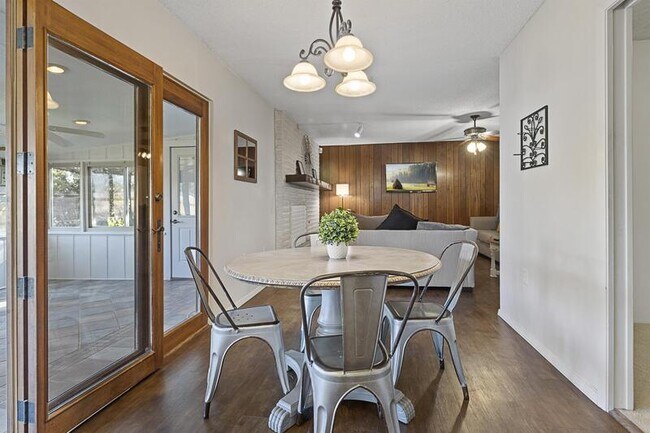 Foto del edificio - 5112 El Capitan St