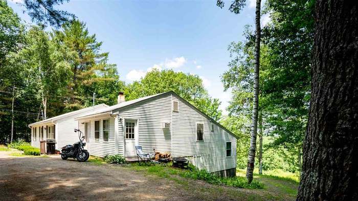 Primary Photo - 193 Bean Hill Rd