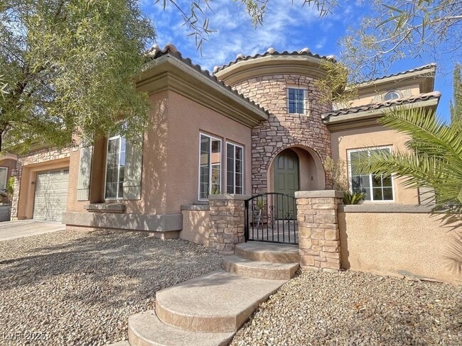 Building Photo - 12048 La Palmera Ave
