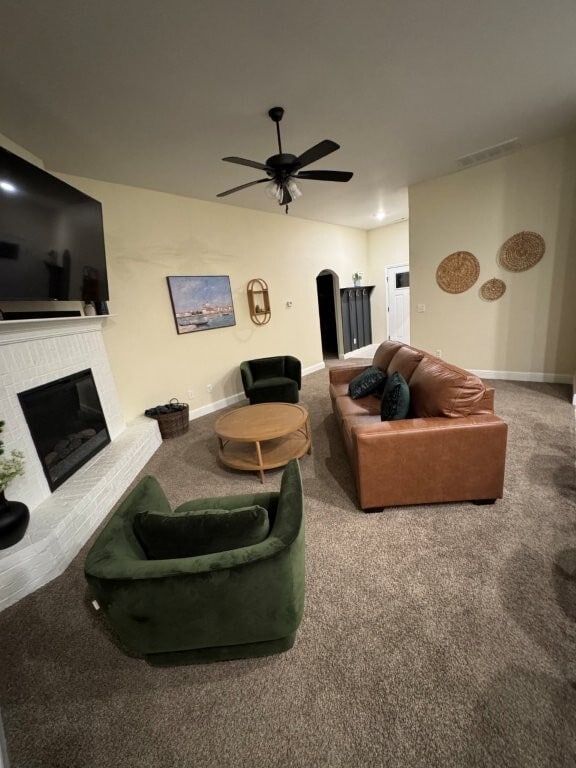 Foto del edificio - 2415 England Ln