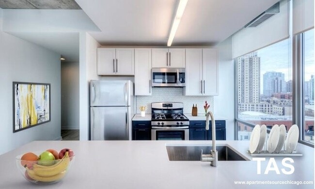 Photo - 1401 S State St Apartment