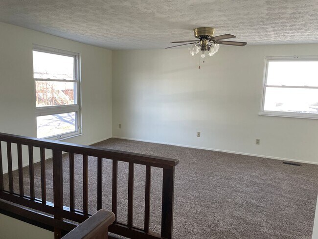 Foto del edificio - Large, Quiet Home In Englewood (Union) - N...