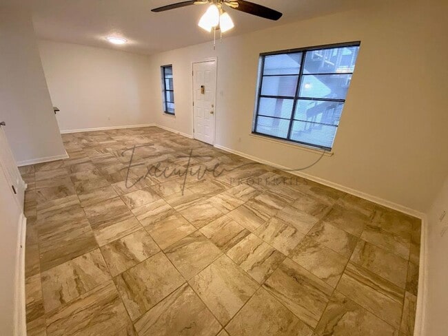 Foto del edificio - Willows Apartments