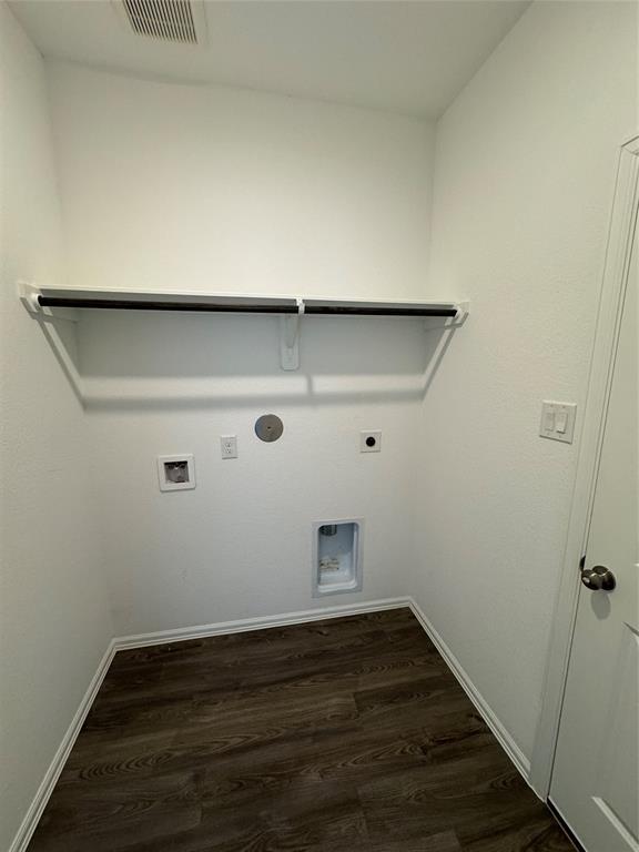 Foto del edificio - 5311 Sleepy Fox Ln