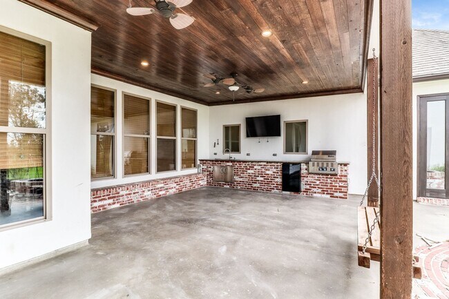 Foto del edificio - Luxury Custom Home in Grandview Terrace Su...