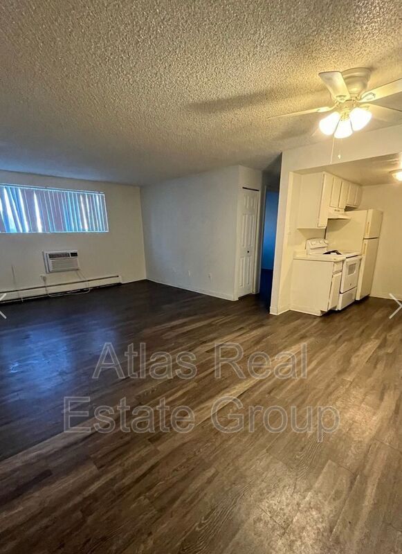 Foto del edificio - 15573 E 13th Ave