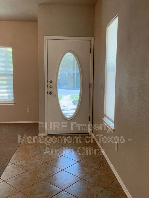 Building Photo - 302 Windridge Village Cove