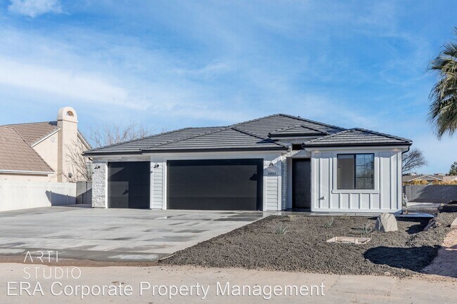 Foto del edificio - 4 br, 2 bath House - 2057 S. Twin Circle  St.