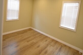Building Photo - 5003 Cleon Ave