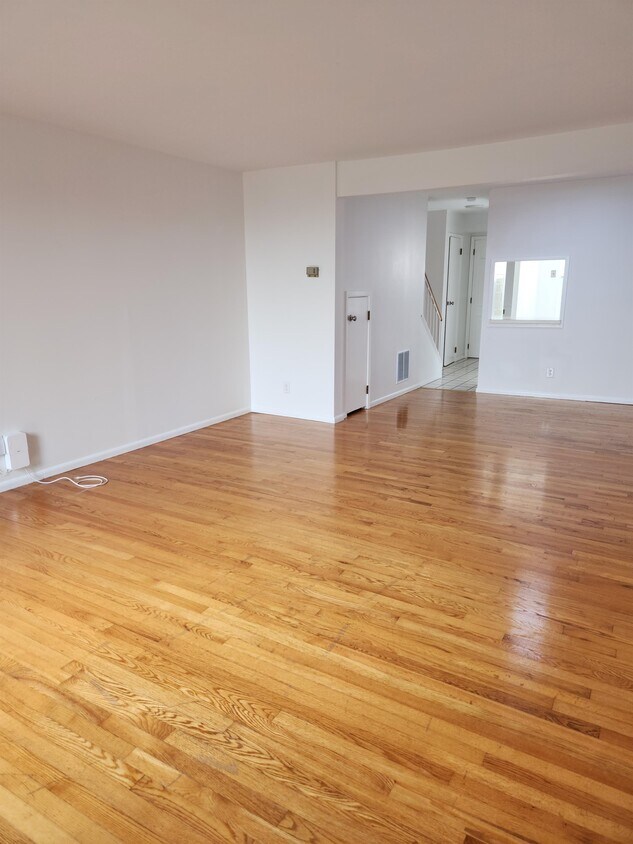 157 Peyton St Unit 157 Peyton Street, Winchester, VA 22601 Apartment