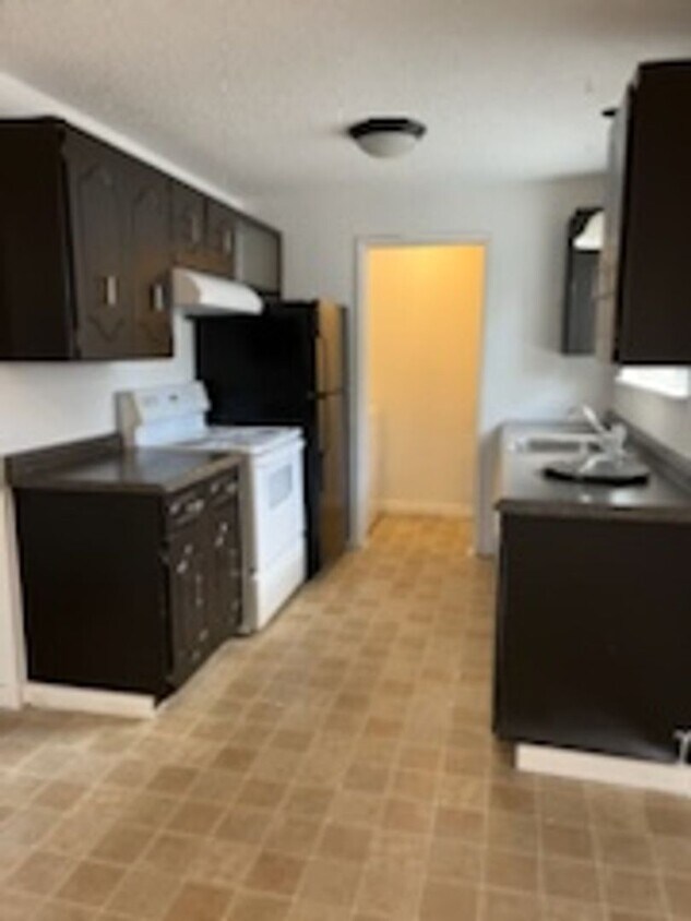 Primary Photo - Charming 2 Bedroom 1 Bath Condo