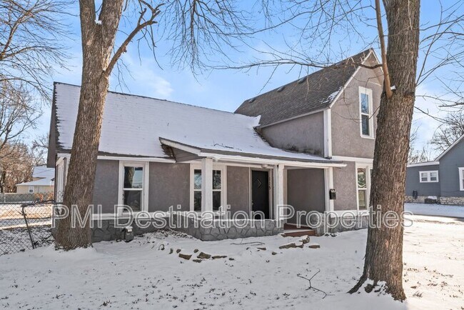 Building Photo - 115 Brown Ave