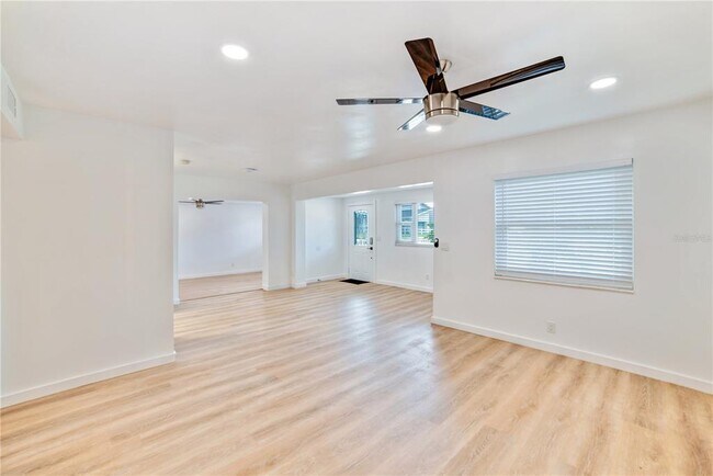 Foto del edificio - 4413 W Rogers Ave