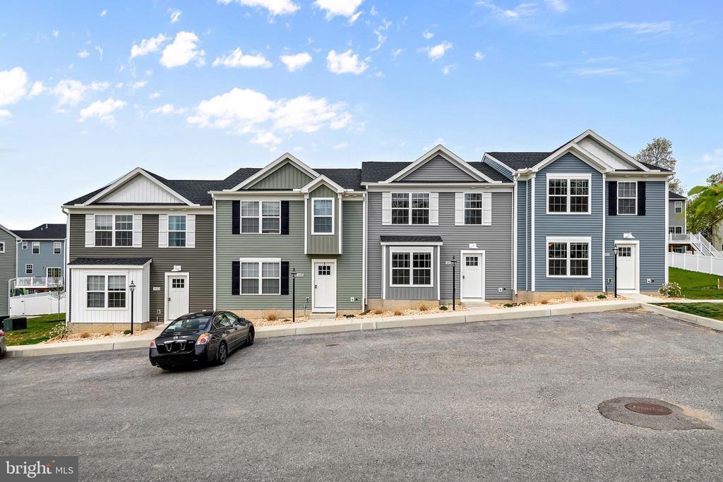 Foto principal - 2801 Pinewood Ln