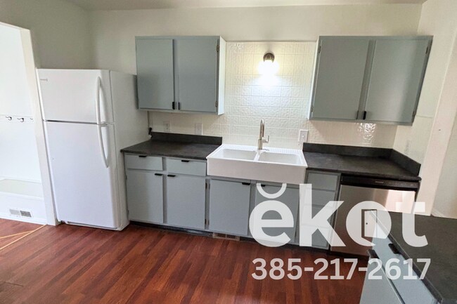 Foto del edificio - 14551 S Camp Williams Rd