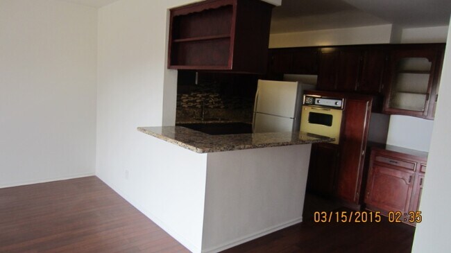 Foto del edificio - 10961 Palms Blvd