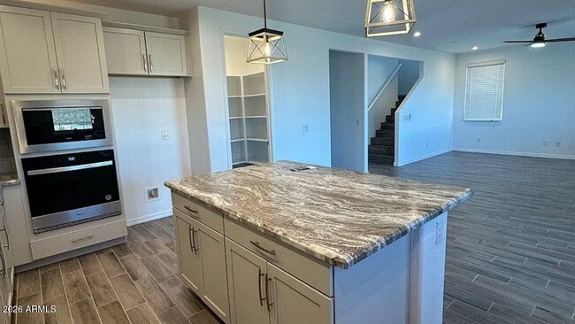 Foto del edificio - 13426 W Eagle Feather Rd