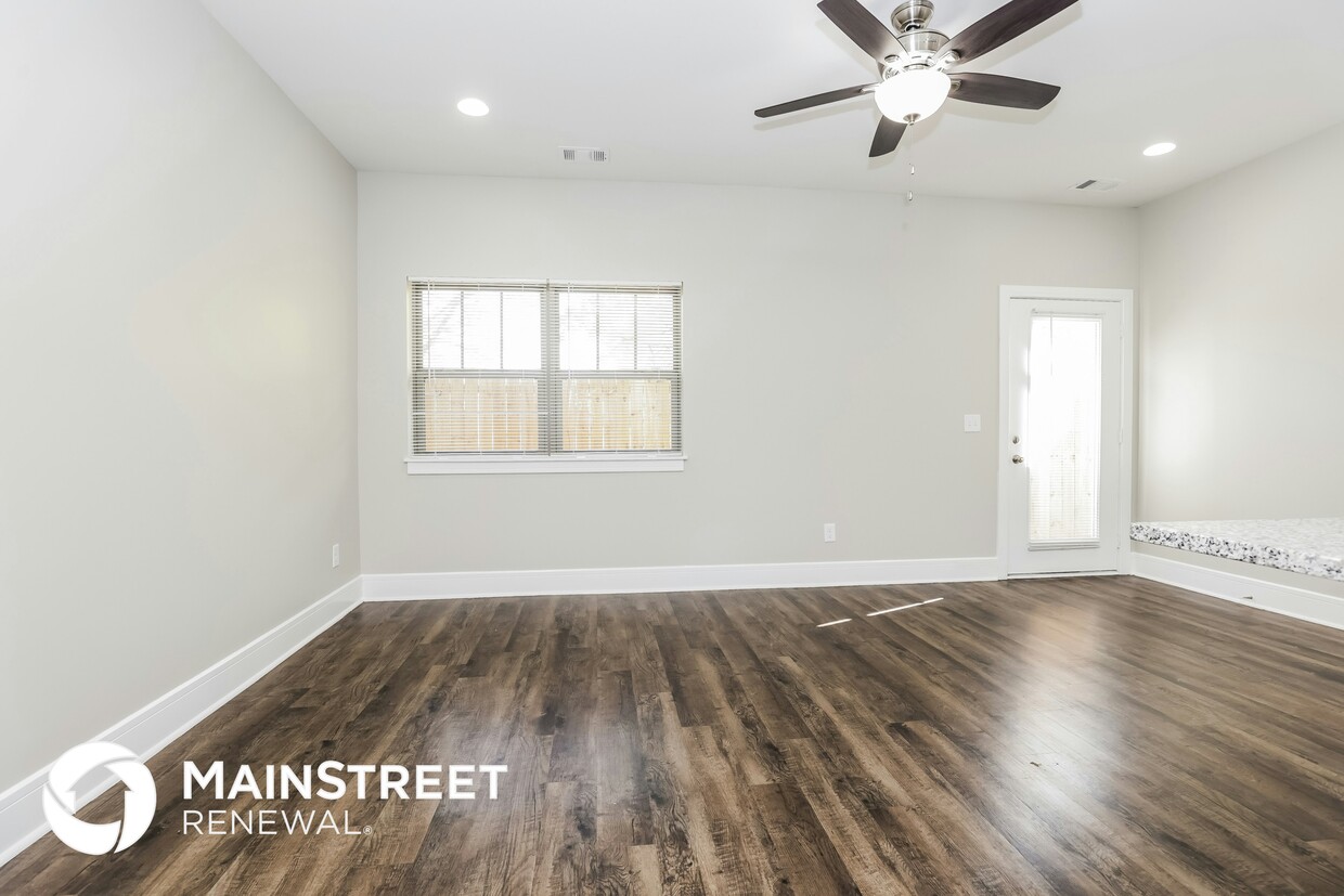 Foto principal - 126 Hartsville Ct