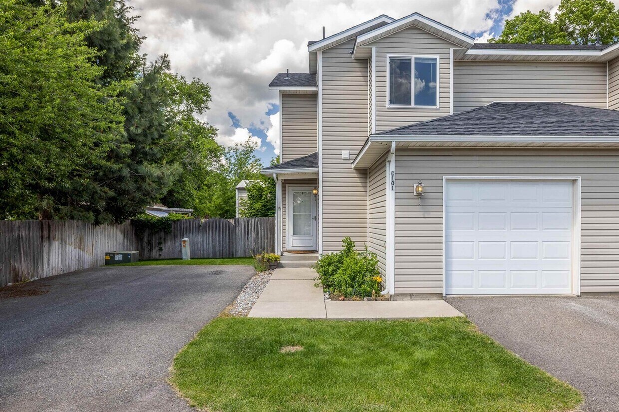 13405 E Sprague Ave, Spokane Valley, WA 99216 Townhome Rentals in