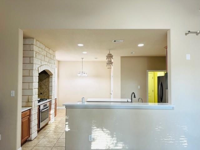 Building Photo - 203 Saddle Ridge Dr