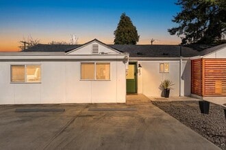 Building Photo - 450 SW 154th St