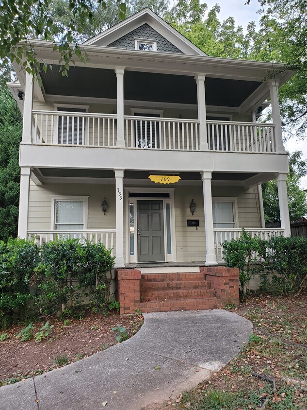 Primary Photo - 799 Hill St SE