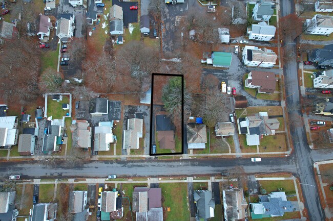 Building Photo - 19 Gage Ave