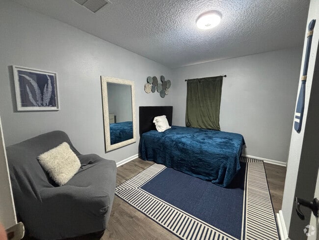 Building Photo - 437 Fort Drum Ct