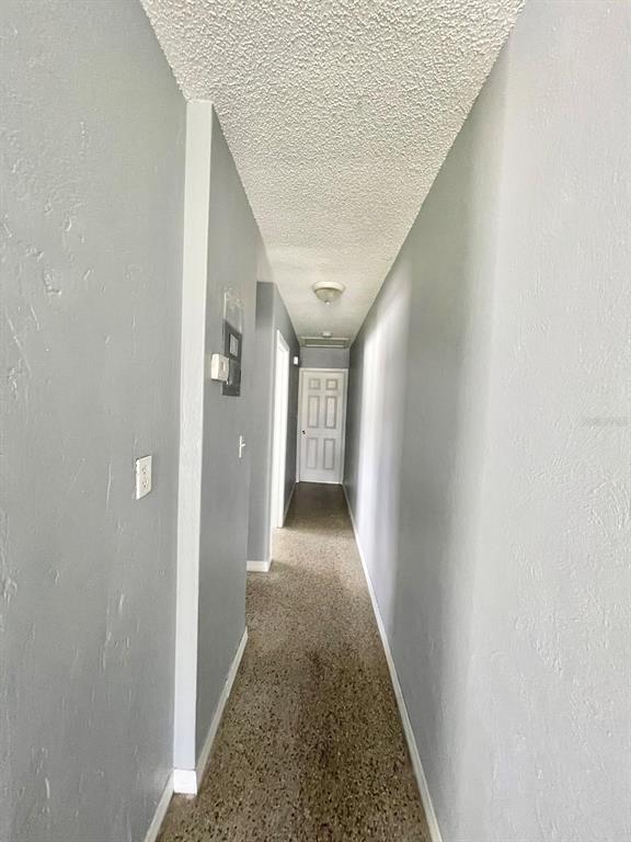 Building Photo - 4615 Edgewater Dr