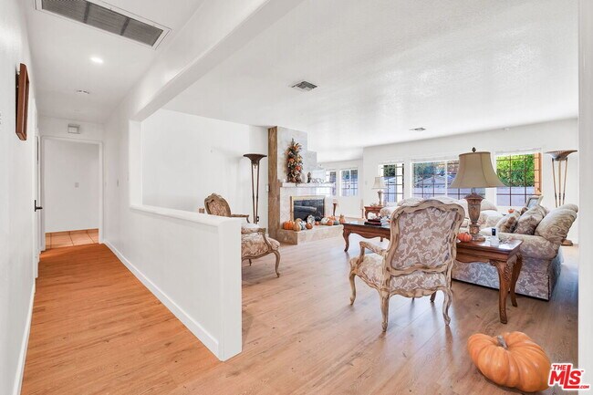 Foto del edificio - 7121 Arizona Ave