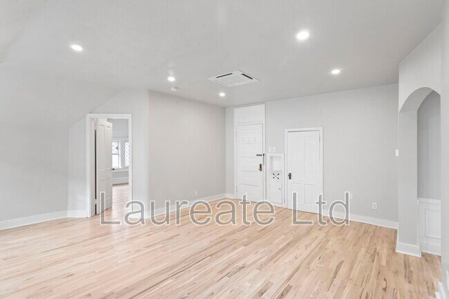 Foto del edificio - 1058 Pearl St