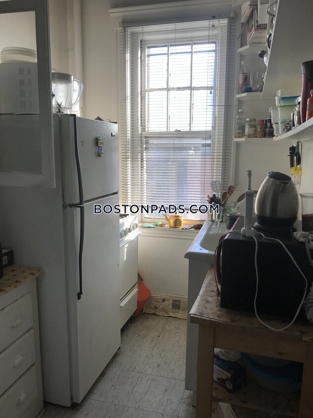 Foto principal - 1576 Commonwealth Avenue