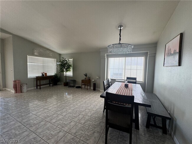 Building Photo - 4484 Willowhill Ct