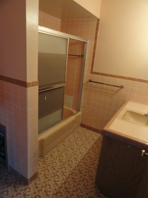 Baño - 4510 36th St W