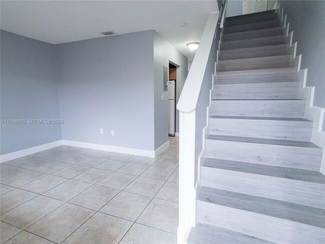 Foto del edificio - 1519 W 42nd Pl