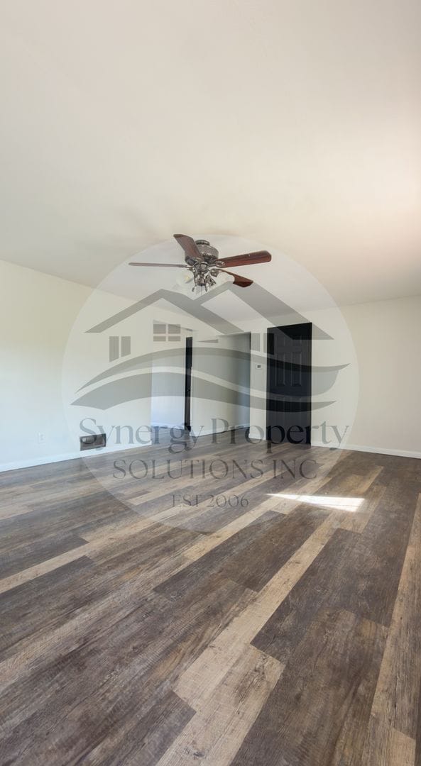 Building Photo - Ranch Home in Madison Close to 71