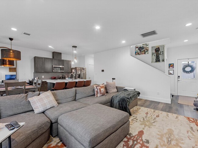 Foto del edificio - 2222 Wavell St